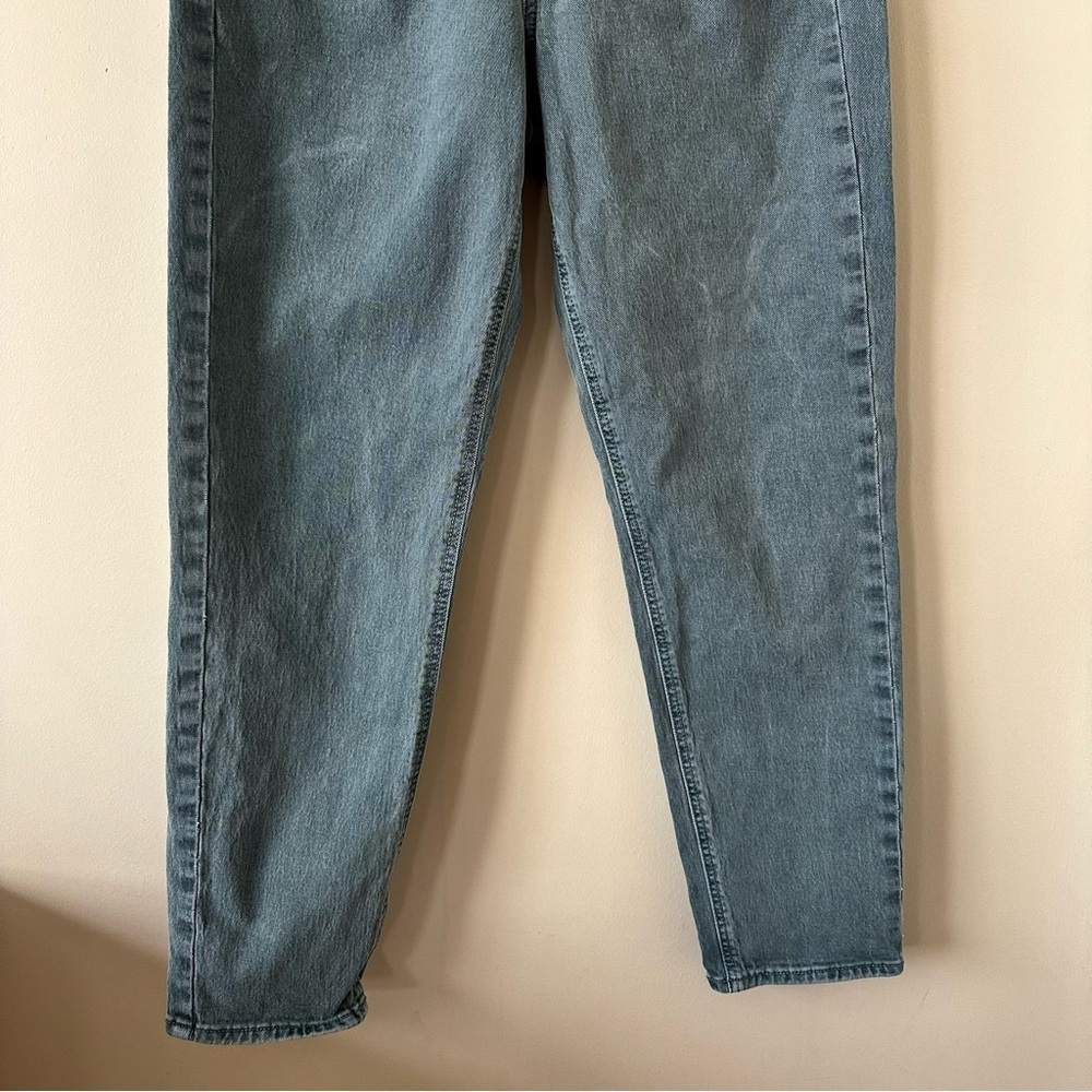 American Eagle -High Rise “Mom Jean” (Size:6) - Picture 9 of 12
